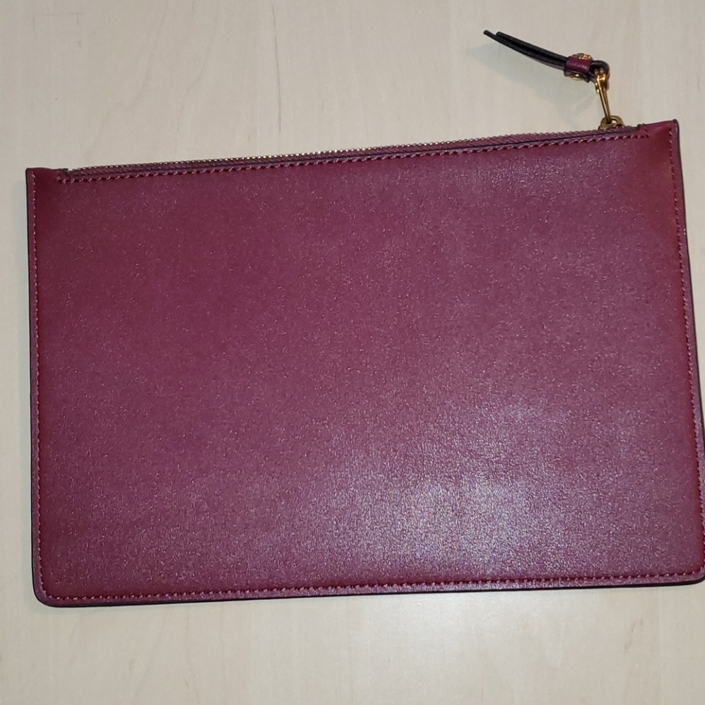 Purse - Picture 2 of 7